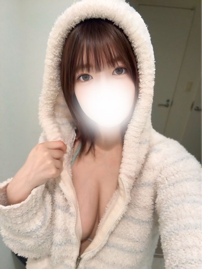 綾瀬えなさんの写真